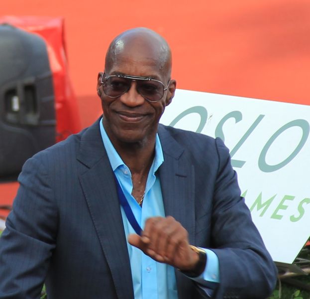 Athletics legend Edwin Moses will present his autobiographical film “Moses 13 steps” in Santa Susanna